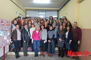 A VMPE Bácskossuthfalván tartott akkreditált továbbképzésének a résztvevői (Fotó: Kazinczy Paszterkó Diana)