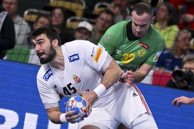 Rosta Miklós a gyermeke születése miatt hazautazott Kölnből, nem biztos, hogy a ma esti találkozón a csapat rendelkezésére áll… (Fotó: MTI)