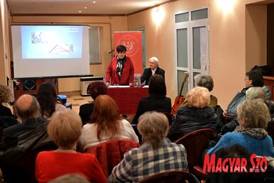 Csókán a magyar kultúra napja alkalmából néprajzi témájú előadást szerveztek, fotó: Gergely József