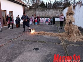 A bácskossuthfalvi Ady Endre Művelődési Központ farsangi murija