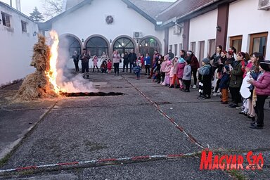 A bácskossuthfalvi Ady Endre Művelődési Központ farsangi murija