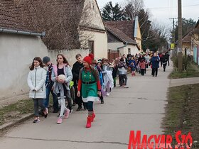 A pacséri iskolások farsangi mulatsága