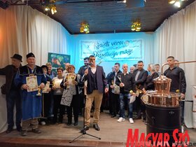 X. Kisüsti verseny díjátadó ünnepsége Bácskossuthfalván