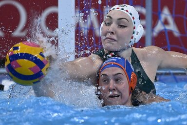 Kőkemény küzdelem zajlott a medencében (Fotó: MTI)