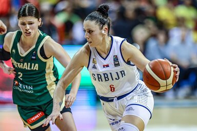 A szerb lányok a vereség ellenére megszerezték a kvótát (Fotó: FIBA)
