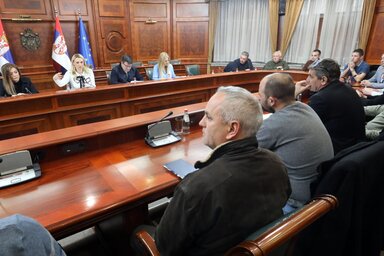 Tíz gazdaegyesület képviselőivel tárgyalt az agrárminiszter (A mezőgazdasági minisztérium felvétele)