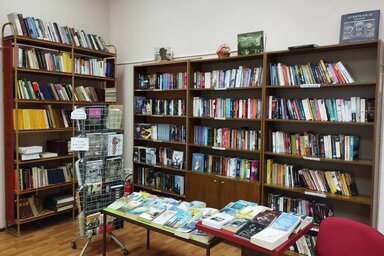 A lehetőségekhez mérten az idén is gyarapodik az óbecsei Népkönyvtár könyvállománya (Fotó: Kancsár Izabella)