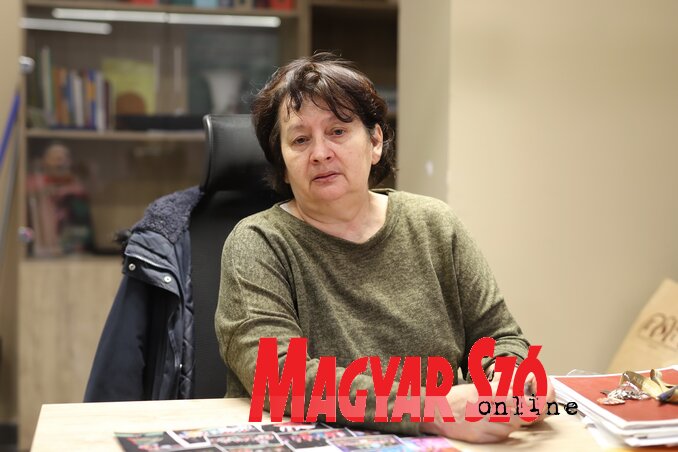 Linka B. Gabriella, a kishegyesi Petőfi Sándor Művelődési Egyesület elnöke / Lakatos János felvétele Linka B. Gabriella, a kishegyesi Petőfi Sándor Művelődési Egyesület elnöke / Lakatos János felvétele