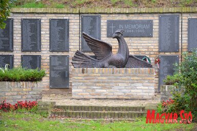 A Vergődő madár elnevezésű emlékmű az 1944/45-ös partizán megtorlások szabadkai és környékbeli ártatlan áldozatainak állít emléket (Fotó: Molnár Edvárd)