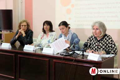 Jasmina Durković, Mirjana Jovanović Dukić, Verica Dronjak és Zorica M. Dragaš / Benedek Miklós felvétele