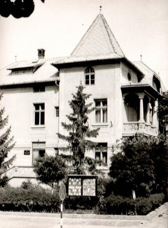 A községháza épülete 1974-ben