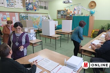 Bácskossuthfalván az Id. Kovács Gyula Általános Iskolában szavaztak a helyi járulékról (Fotó: Kazinczy Paszterkó Diana felvétele)