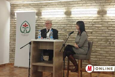 Venczel Valentin és Husnyák Andrea / Lukács Melinda felvétele