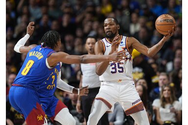 Kevin Durant a finisben vállára vette a csapatát (Fotó: Beta/AP)