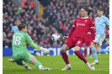 Aki nézte a liverpooli meccs intenzitását, az iramot, a megoldásokat és az egyéni teljesítményeket, nem sok kétsége lehet afelől, hogy e két csapat közül kerül ki az idei angol bajnok (AP)