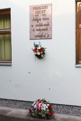 Podolszki József irodalmi emléknapot tartottak Bácsfeketehegyen