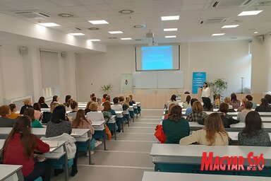A rendezvényen mintegy 70 pedagógus vett részt / Dér Dianna felvétele
