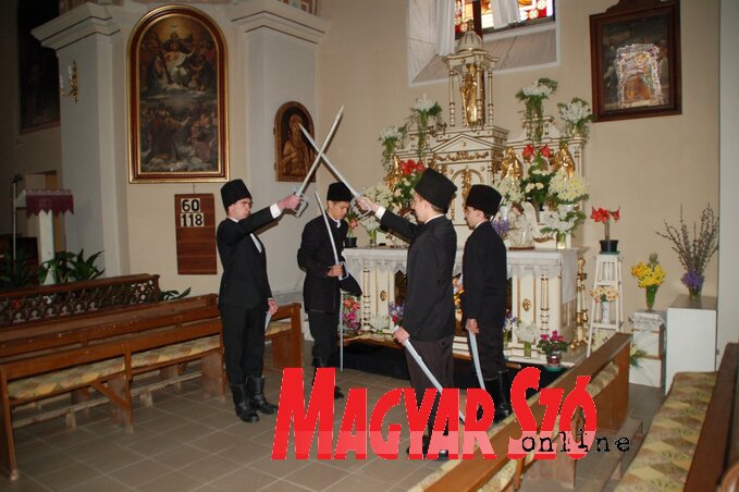 Őrségváltás a szent sírnál 2016-ban (Fotó: Paraczky László/Archív)