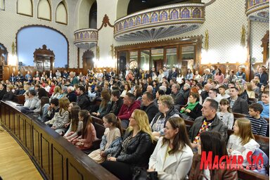 Idén a körzeti matematikaversenyen 98 észak-bácskai általános iskolás és 43 középiskolás tanuló vett részt (Molnár Edvárd felvétele)