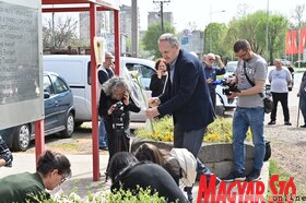 Megemlékezés a Contrast diszkóban tűzhalált halt fiatalok emlékére