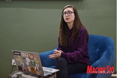 Kucor Tamara az appropriációról tartott izgalmas előadást (Fotó: Molnár Edvárd)