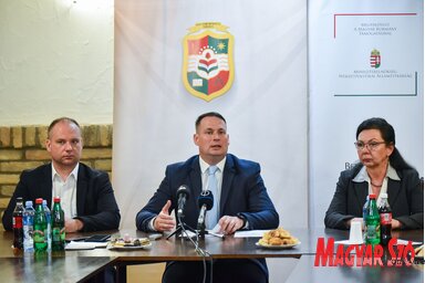 Ismét lehet diplomahonosításra pályázni – mondta az MNT elnöke (Fotó: Molnár Edvárd)