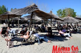 Az újvidéki strand áprilisban