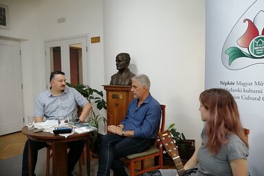 Sándor Zoltán, Oberczián Géza és Torok Orsolya a könyvbemutatón / Lukács Melinda felvétele