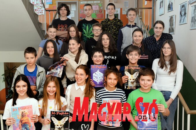 A Sonja Marinković iskola diákjai (Fotó: Dávid Csilla felvétele)