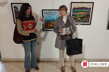 Marija Boros és Jasmina Jovančić Vidaković a kiállításmegnyitón / Lukács Melinda felvétele