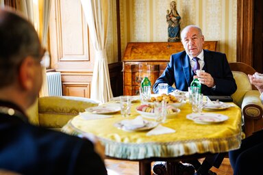 Sulyok Tamás látogatást tett a szombathelyi püspöki palotában (Fotó: MTI)