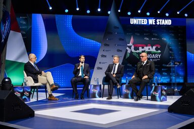 Dr. Pásztor Bálint Facebook oldala