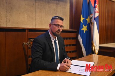 Juhász Bálint a vajdasági képviselőház 33. elnöke (Ótos András felvétele)