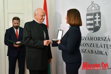 Magyar állami kitüntetésben részesült Zvonko Bogdan