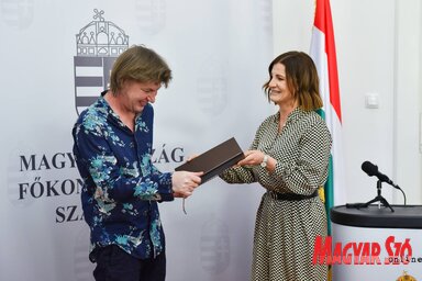 Magyarország Érdemes Művésze díjban részesült Lajkó Félix