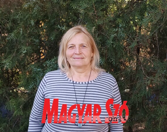 Csontos Bata Márta (Gruik Zsuzsa felvétele) Csontos Bata Márta (Gruik Zsuzsa felvétele)