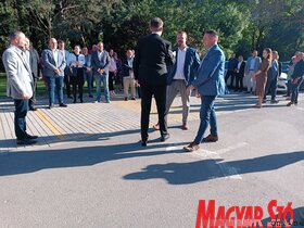 Épül a fedett medence és lakossági fórum Topolyán