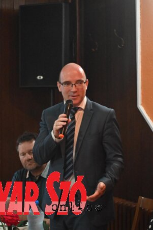 (Fotografija Andraša Otoša) (Fotografija Andraša Otoša)