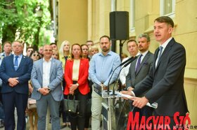 Felavatták Bíró Károly emléktábláját Szabadkán