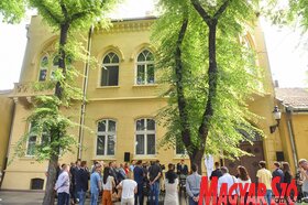 Felavatták Bíró Károly emléktábláját Szabadkán