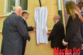 Felavatták Bíró Károly emléktábláját Szabadkán