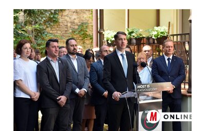 (Fotografija Edvarda Molnara)