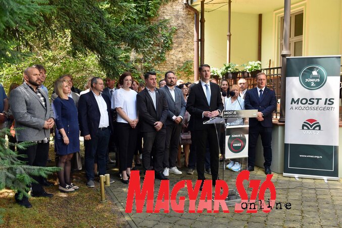 (Fotografija Edvarda Molnara)