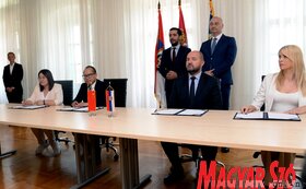 A karlócai bortermelők kínai felvásárlókkal kötöttek egyezményt