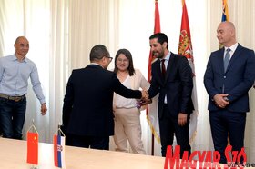 A karlócai bortermelők kínai felvásárlókkal kötöttek egyezményt