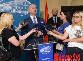 A karlócai bortermelők kínai felvásárlókkal kötöttek egyezményt