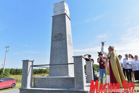 Felújították a kaponyai emlékművet