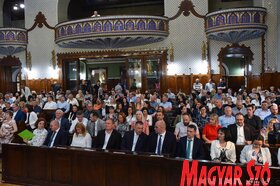 A VMSZ kampányzáró eseménye a szabadkai Városházán