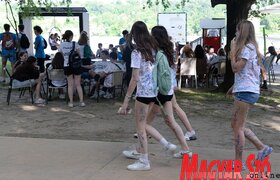 Több mint ezer végzős diák ünnepelt az újvidéki Strandon