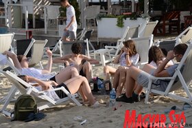 Több mint ezer végzős diák ünnepelt az újvidéki Strandon